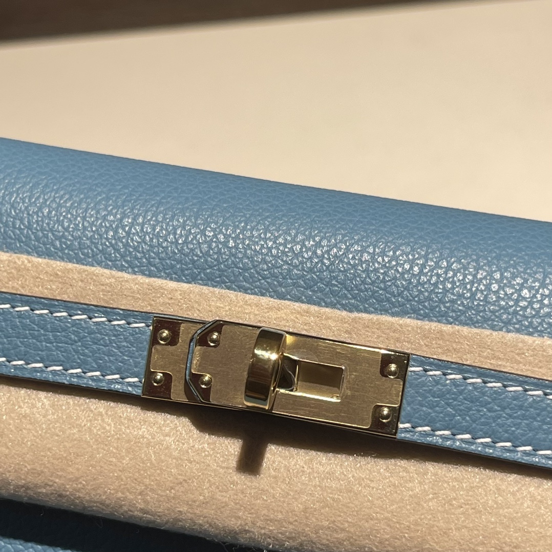 Kelly danse 跳舞包 22cm 原厂进口Evercolor皮【牛仔蓝】金扣 
专柜同步 手工蜡线缝制 纯钢五金 现货