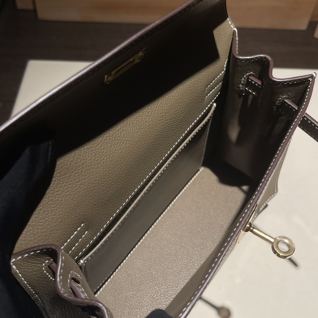 Kelly danse 跳舞包 22cm 原厂进口Evercolor皮【大象灰】金扣 
专柜同步 手工蜡线缝制 纯钢五金 现货