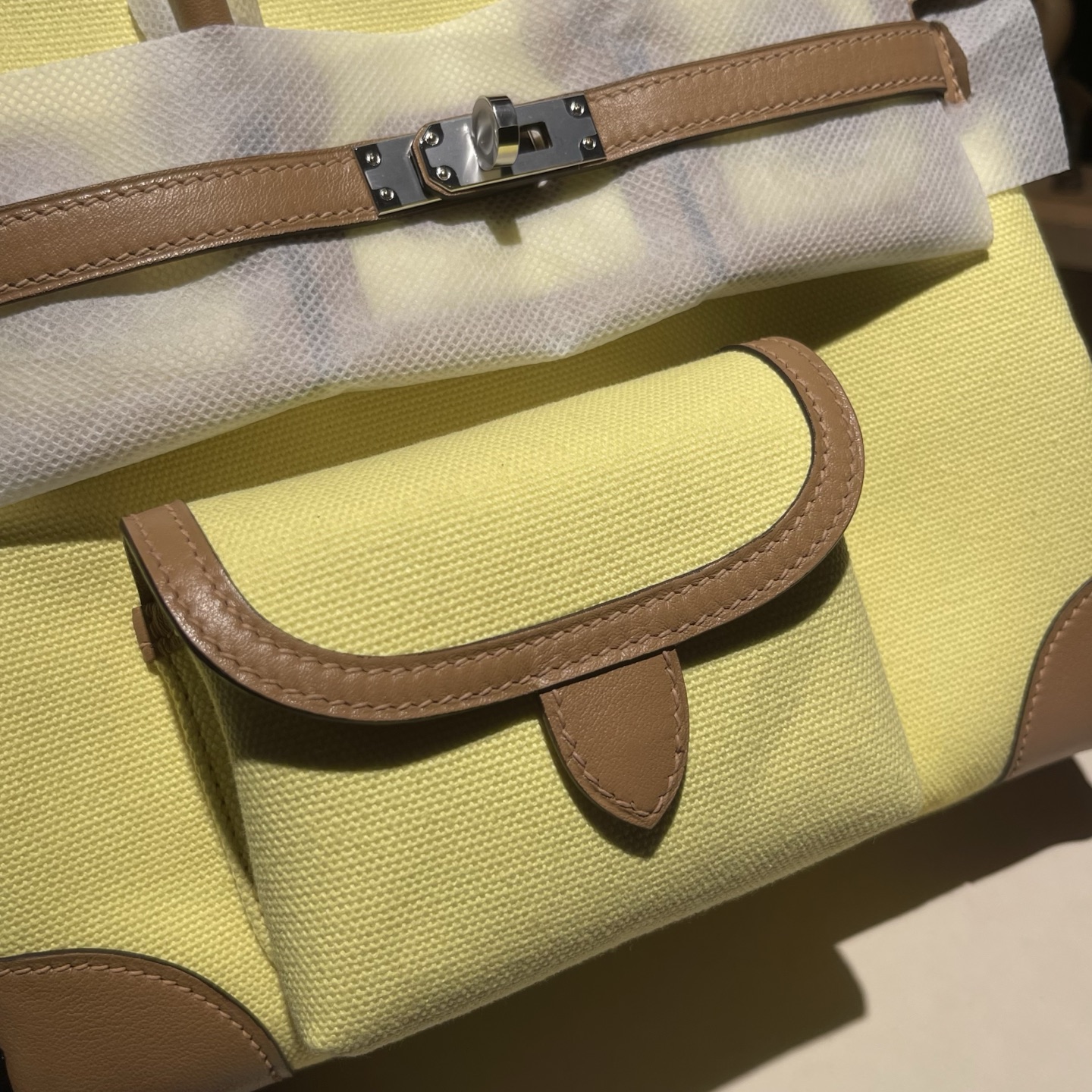 🐎新品
Birkin Cargo 帆布铂金包 25cm 原厂进口Swift皮拼帆布【柠檬黄🍋】银扣 通勤休闲包 男女通用款
限量版 专柜同步 全手工蜜蜡线缝制 纯钢五金 现货