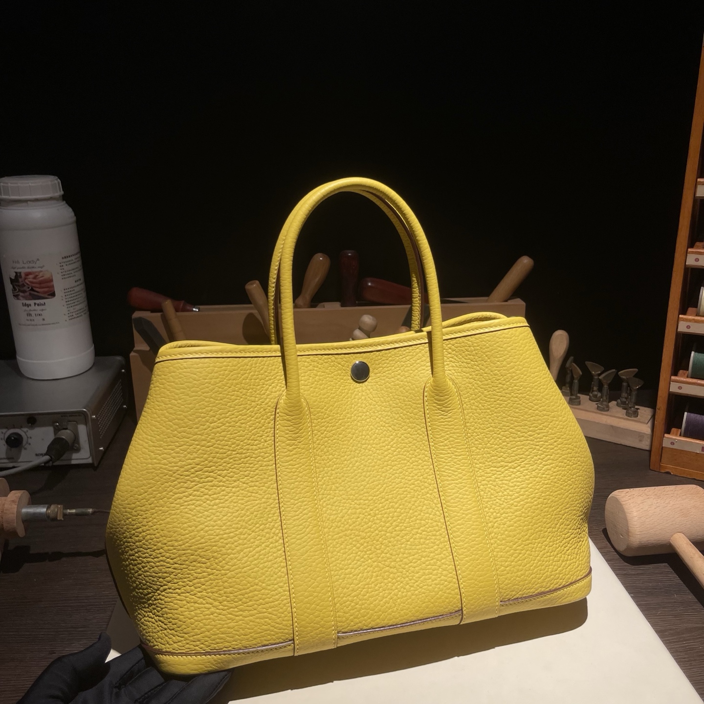 NO:698847,Garden arty garden bag 30cm, original imported N-togo leather [Naples yellow] silver buckle, commuter casual bag, counter synchronization, handmade wax thread sewing, pure steel hardware, in stock, Hermes, Hermes,19860909Garden arty 花园包 30cm 原厂进口N-togo皮【那不勒斯黄】银扣 通勤休闲包 专柜同步 手工蜡线缝制 纯钢五金 现货,爱马仕,hermes,Hermes,,Bag