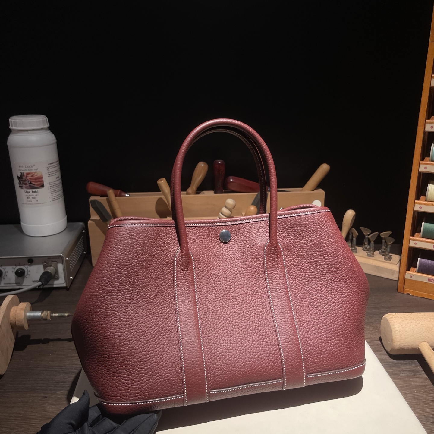 NO:698838,Garden arty garden bag 30cm imported N-togo leather [Hermes red] silver buckle commuter casual bag counter synchronization handmade wax thread sewing pure steel hardware in stock, Hermes, hermes, Hermes,19860909Garden arty 花园包 30cm 原厂进口N-togo皮【爱马仕红】银扣 通勤休闲包 专柜同步 手工蜡线缝制 纯钢五金 现货,爱马仕,hermes,Hermes,,Bag