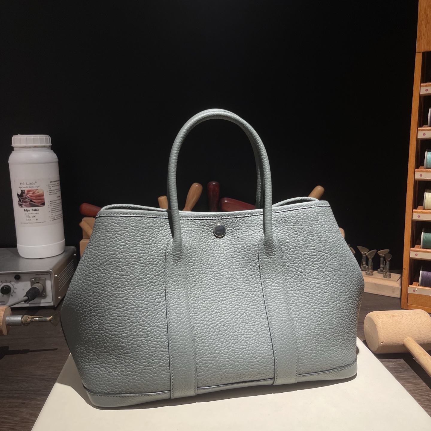 NO:698843,Garden arty garden bag 30cm, original imported N-togo leather [almond green] silver buckle, commuter leisure bag, counter synchronization, handmade wax thread sewing, pure steel hardware, in stock, Hermes, Hermes,19860909Garden arty 花园包 30cm 原厂进口N-togo皮【杏仁绿】银扣 通勤休闲包 专柜同步 手工蜡线缝制 纯钢五金 现货,爱马仕,hermes,Hermes,,Bag