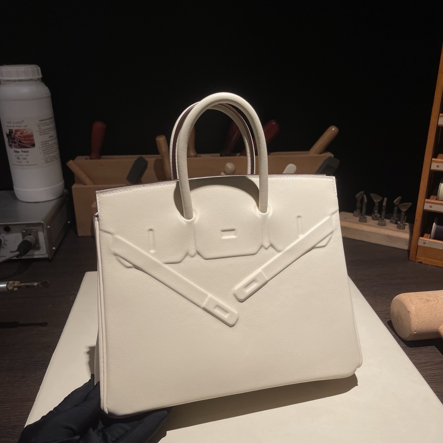 NO:699262,New product custom order Birkin Shadow 25cm original imported Swift leather [cream white] silver buckle limited edition counter synchronization fully handmade beeswax thread sewing top craftsmanship high-end customization, Hermes, hermes, stuart weitzman, Hermes,19860909新品 客订 Birkin Shadow 幻影铂金包 25cm 原厂进口Swift皮【奶油白】银扣 限量版 专柜同步 全手工蜜蜡线缝制 顶级工艺 高端定制,爱马仕,hermes,stuart weitzman,Hermes,,Bag