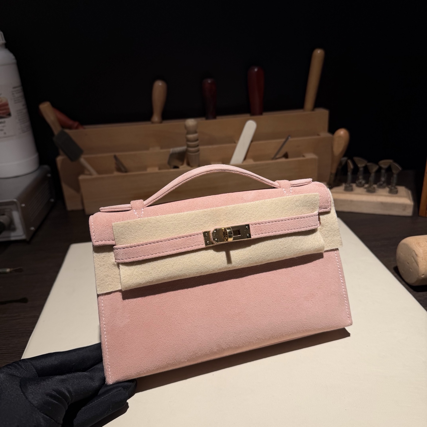 NO:852038,New, new generation, suede, 5T rosewood powder, gold buckle, wow, so beautiful, Hermes, hermes, chamois leather, Hermes,19860909新款上新 一代 麂皮 5T玫瑰木粉 金扣 wow 美惨了,爱马仕,hermes,chamois leather,Hermes,,Bag