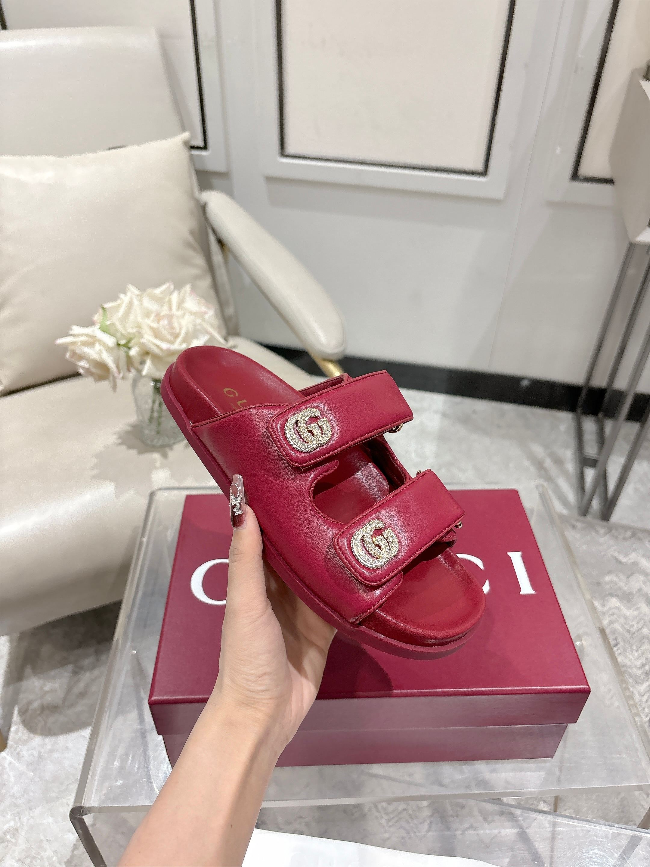 罗杰·维维亚 Roger Vivier 高定典藏名品高定成衣时装外套连衣裙衬衫T恤 #26E8D26A 5