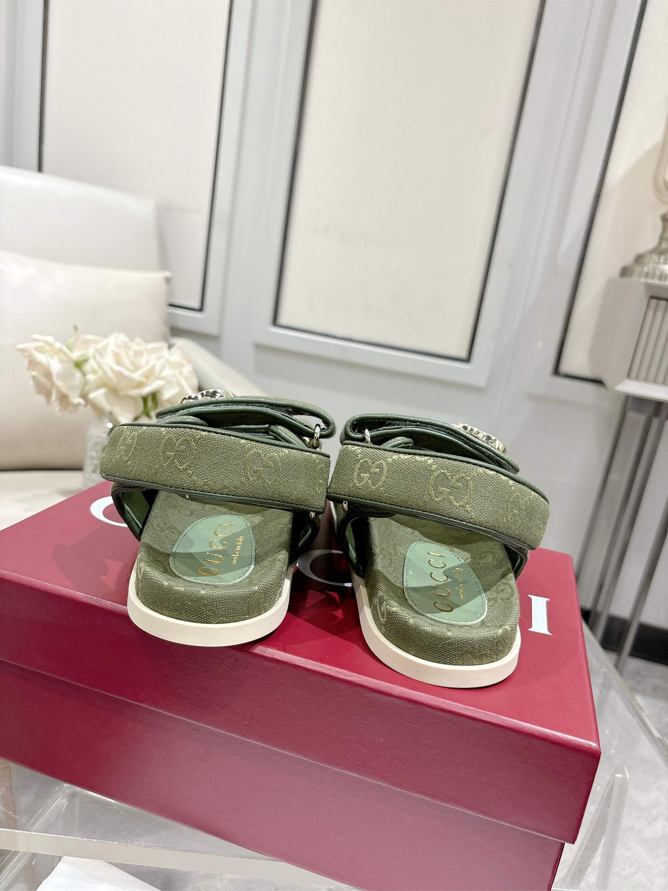 路铂廷 Christian Louboutin 高定典藏名品高定成衣时装外套连衣裙衬衫T恤 #B101C1FA 7