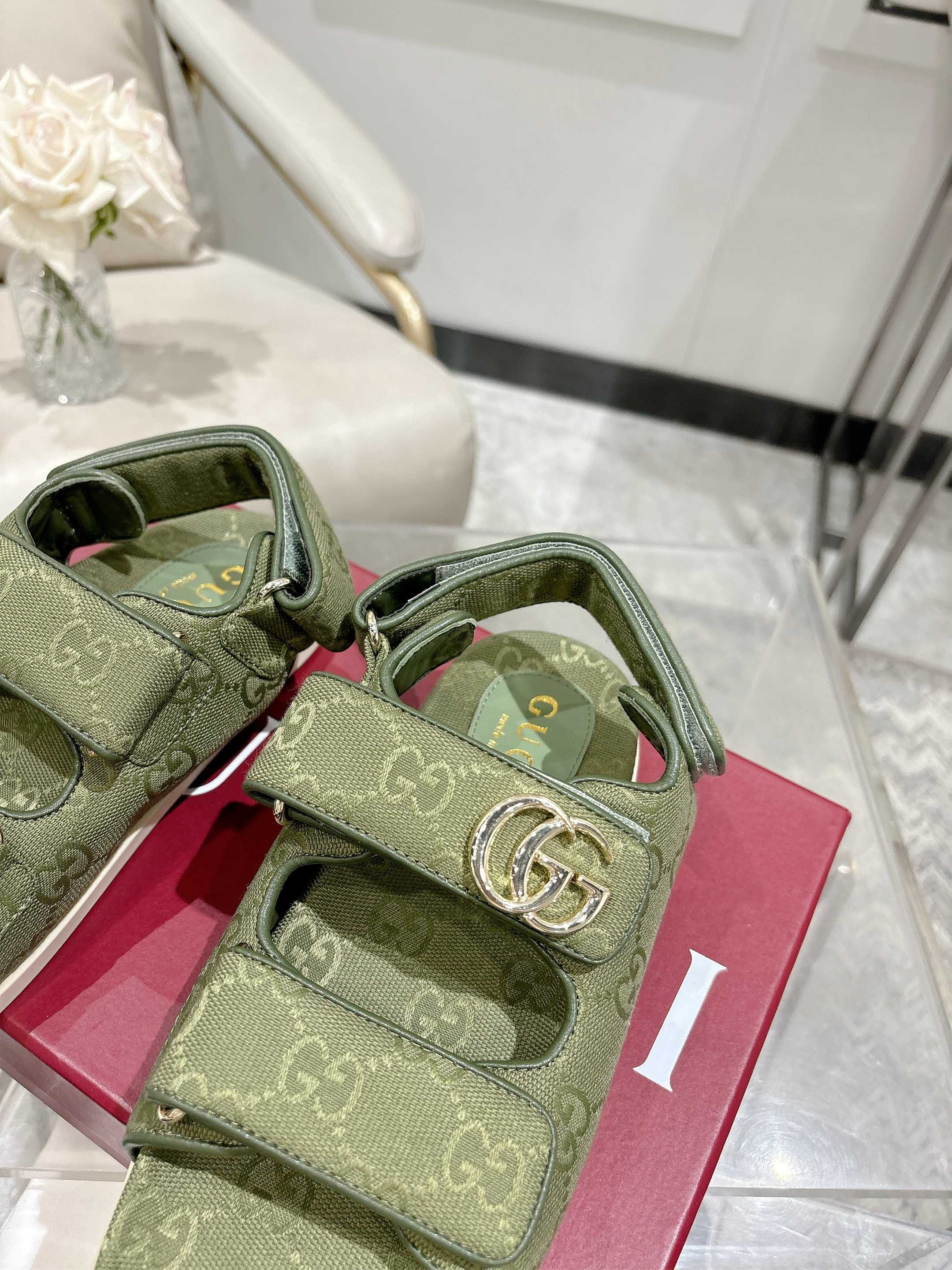 路铂廷 Christian Louboutin 高定典藏名品高定成衣时装外套连衣裙衬衫T恤 #B101C1FA 6