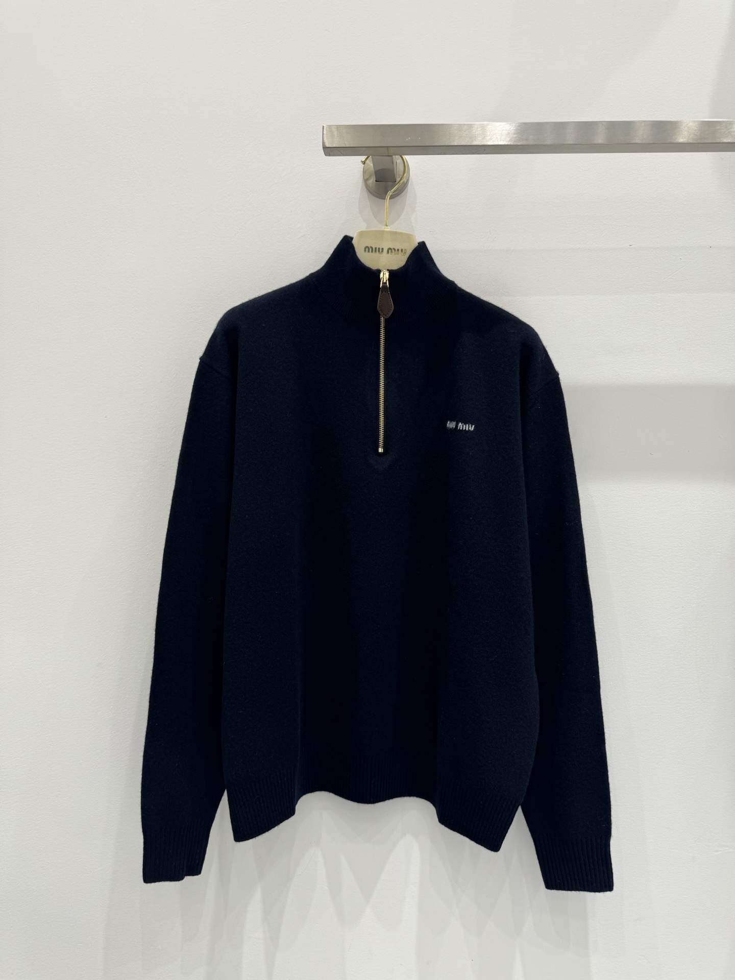 NO:508260,Miu logo half-open zipper long sleeves!  S/M/L, miumiu, alexander wang19860909Miu徽标半开拉链长袖！一色S/M/L,,miumiu,alexander wang,Women's clothing