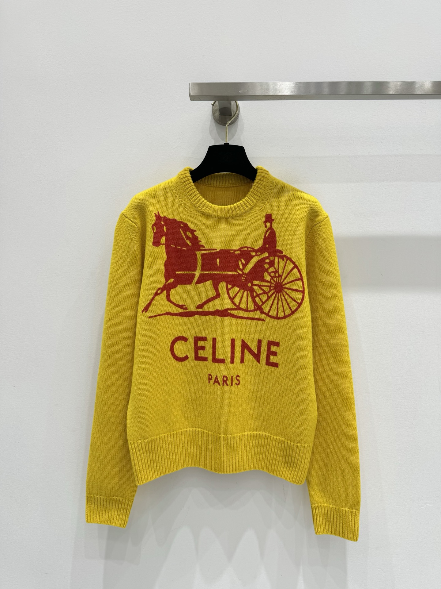 NO:710355,Celin* printed carriage long sleeve sweater!  2 colors/SML,,celine,19860909Celin*印花马车长袖针织衫！2色/SML,,celine,,Women's clothing