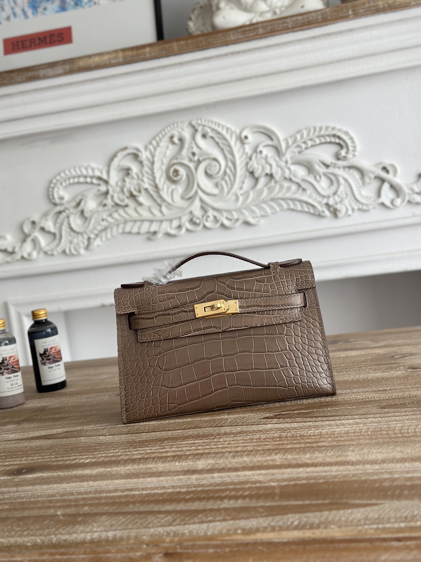 Hermès Kelly Mini Alligator Embossed Leather Handbag - Great Elephant Gray 1 i1744388714232 8320 0 0