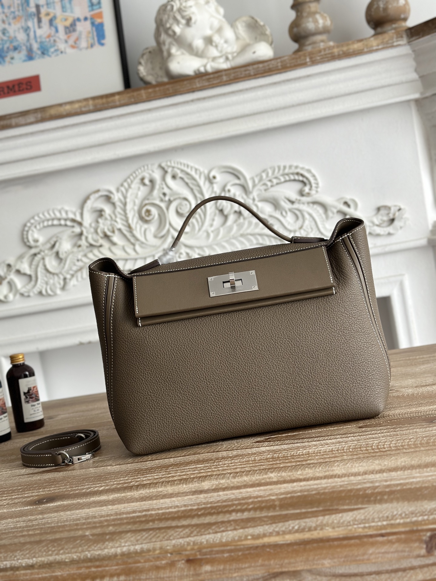 Hermes 2424 Etoupe shoulder everyday