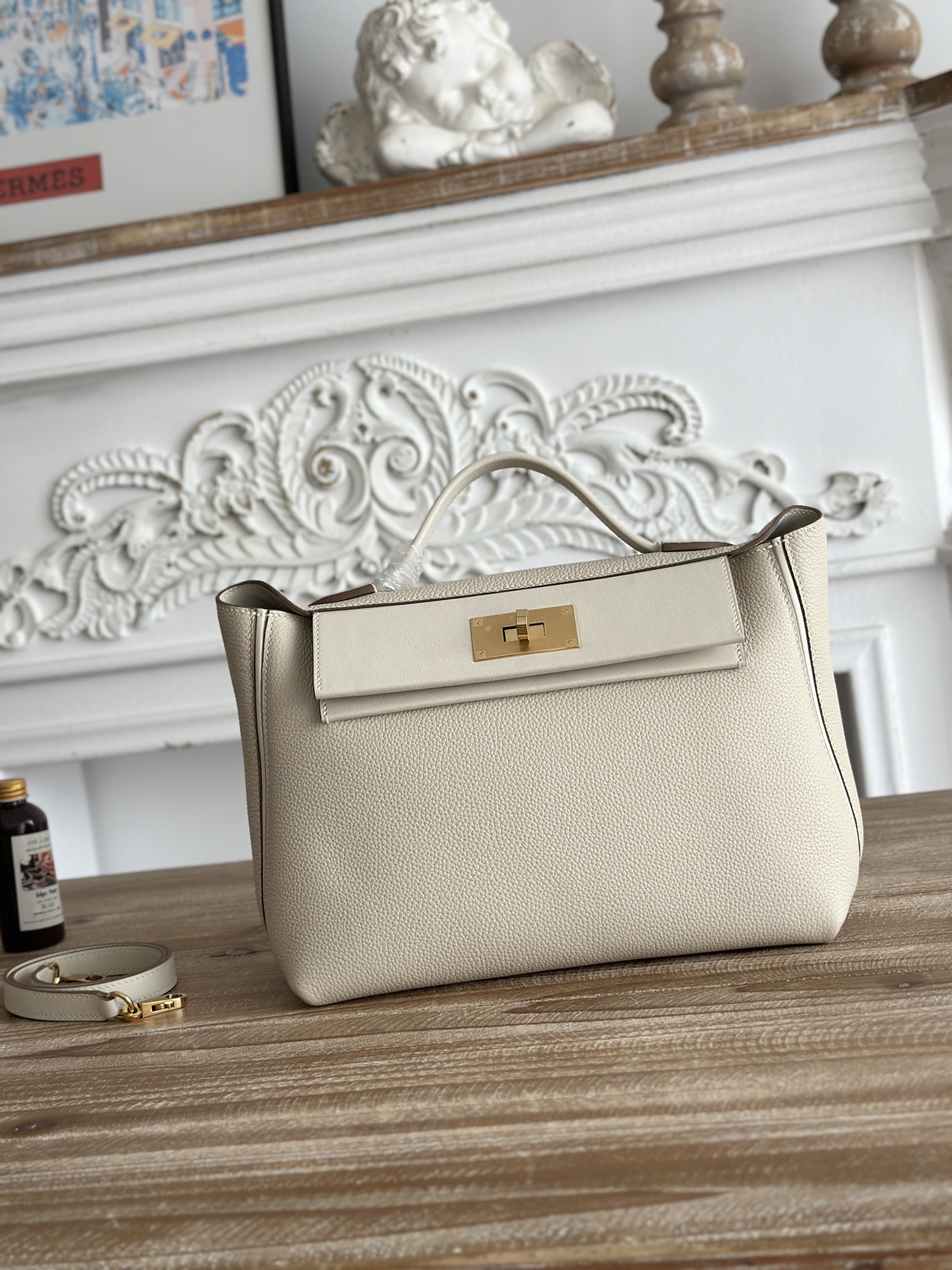 Hermes 2424 Beige everyday