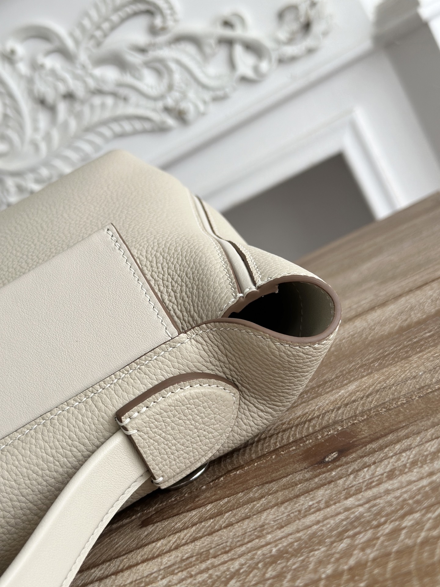 Hermes 2424 Cream shoulder everyday
