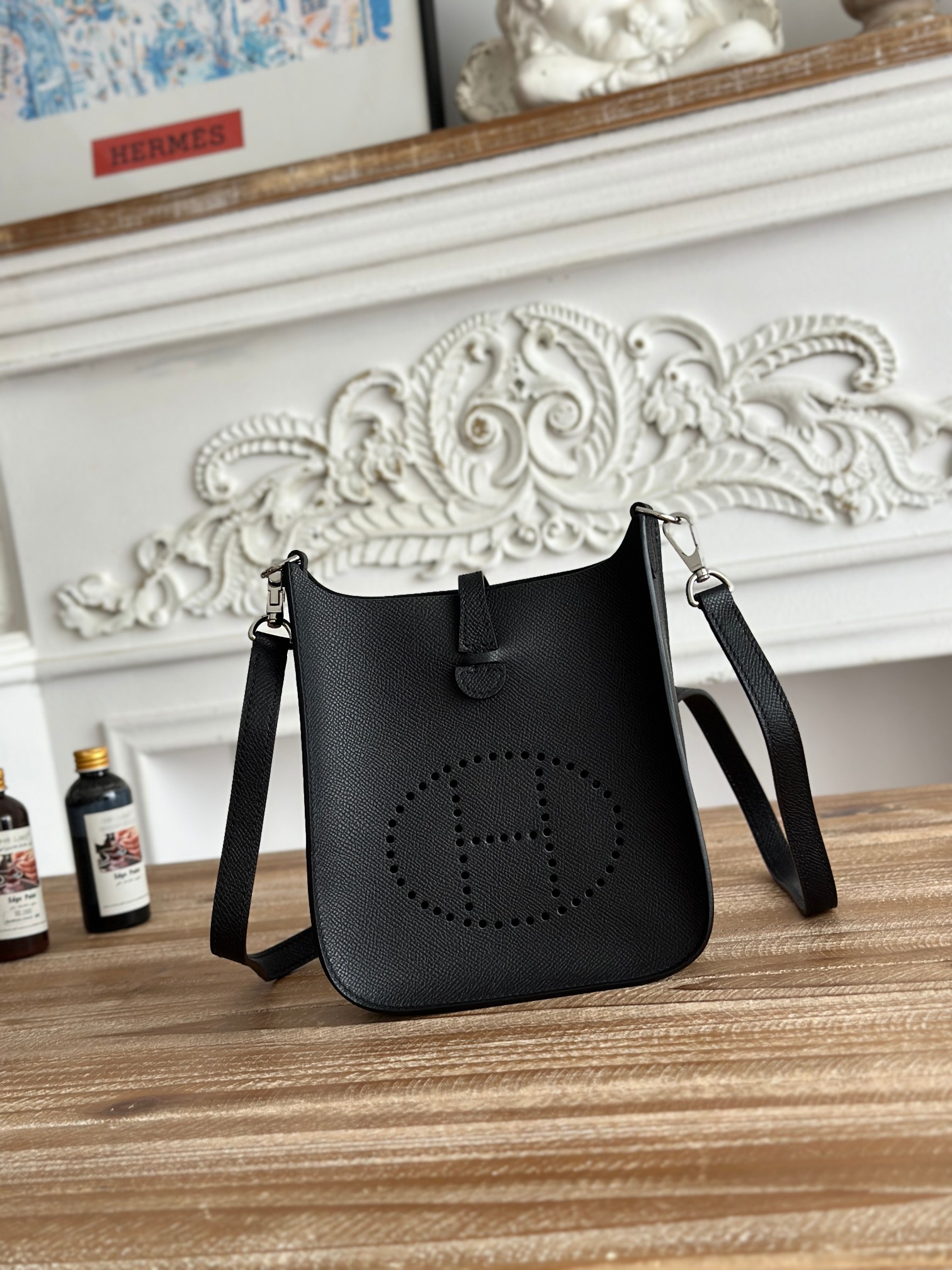 NO:698929,Mini Esom Eveline, semi-handmade + wax thread, self-matched shoulder strap, color black, silver buckle, mini size 17cm, Hermes, hermes, Hermes,19860909迷你Esom伊芙琳 半手工+蜡线 自配肩带 颜色黑色、银扣 迷你尺寸17cm,爱马仕,hermes,Hermes,,Bag