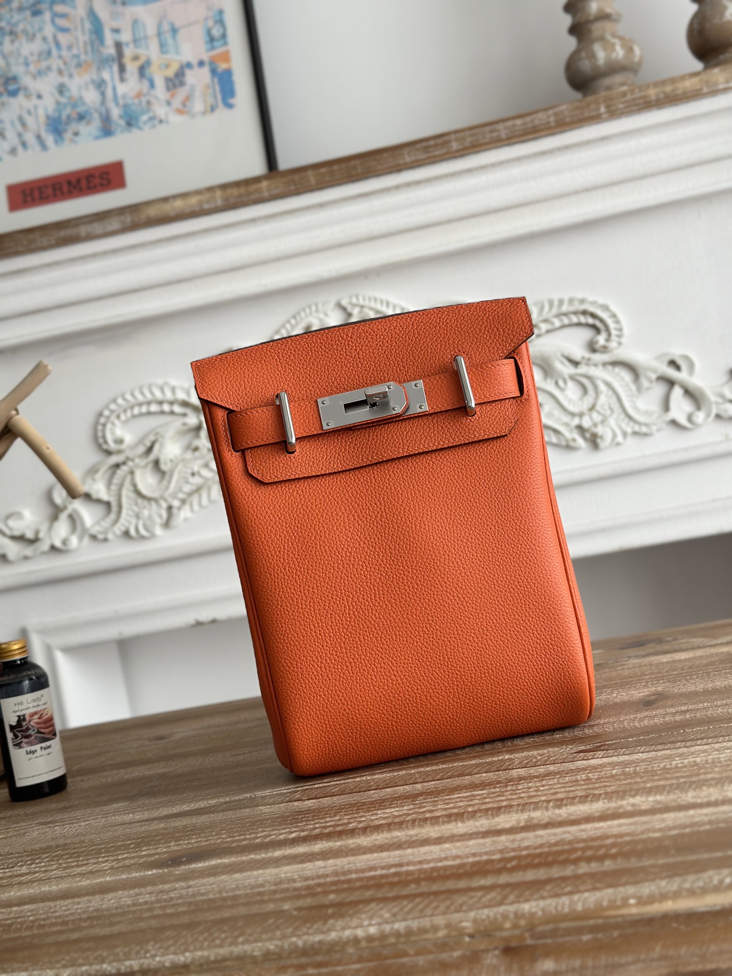 NO:699026,｜Orange, all-steel hardware, super delicate and soft to the touch. Waxed thread in stock online, same style for men and women, shoulder straps adjustable. The design of the home is really cool ~ regardless of age and gender. Every age group has a different sense of relaxation and fashion. In stock 18*8*25.5, Hermes, Hermes, Hermes,19860909｜橙色 全钢五金、手感超级细腻柔软 蜡线现货在线、男女同款,肩带调节 家的设计真的很～不分年龄性别 每个年龄段背着都有不同的松弛时髦感 现货18*8*25.5,爱马仕,hermes,Hermes,,Bag