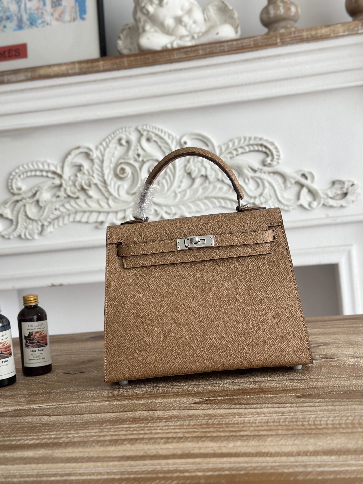 NO:894020,Kelly esom leather, semi-hand-stitched wax thread, color milk tea, silver buckle, size 25cm, Hermes, hermes, Hermes,19860909凯莉Kelly esom皮 半手工手缝蜡线 颜色奶茶色,银扣 尺寸25cm,爱马仕,hermes,Hermes,,Bag