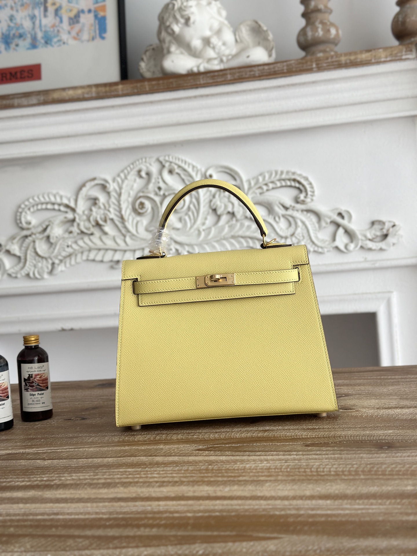 NO:894031,Kelly Kelly esom leather, semi-hand-stitched wax thread, color chicken yellow, gold buckle, size 25cm, Hermes, Hermes, Hermes,19860909凯莉Kelly esom皮 半手工手缝蜡线 颜色小鸡黄,金扣 尺寸25cm,爱马仕,hermes,Hermes,,Bag