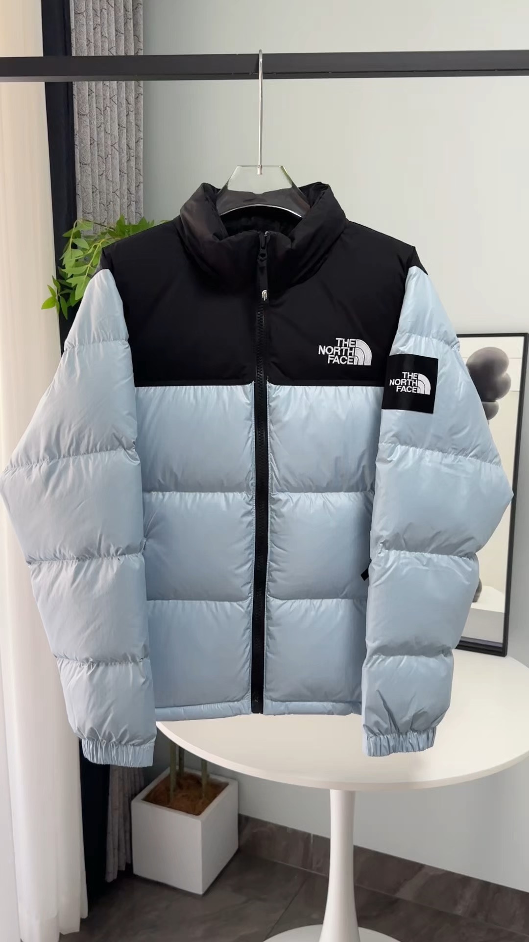 The North Face Clothing Down Jacket Blue Lattice