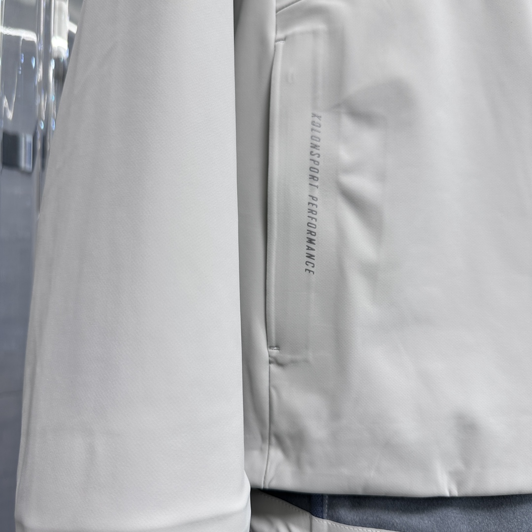 KO LON｜可隆｜SPORT HIK系列｜防风防泼水舒适保暖连帽软壳夹克女款 浅紫色 象牙白