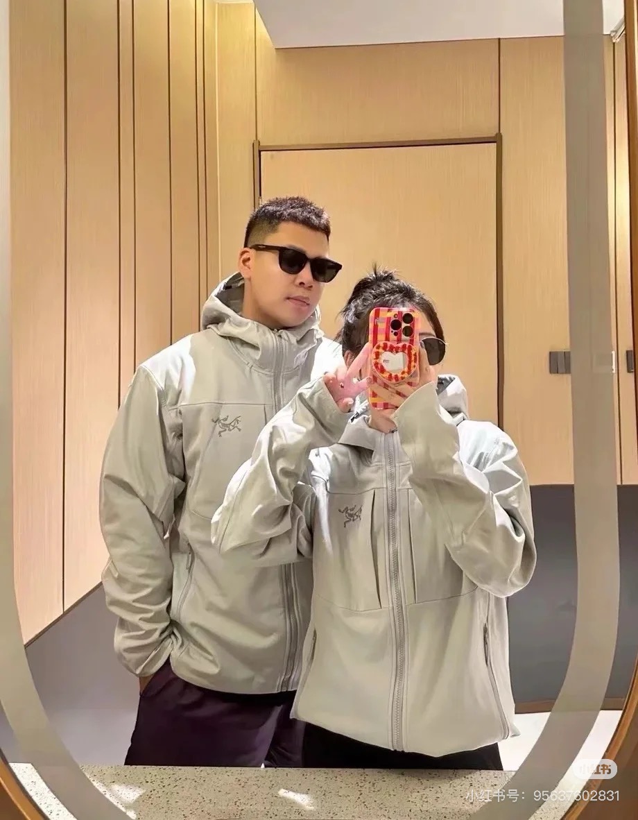 情侣款

ARCTERYX｜始祖鸟 GAMMA M× HOODY 保暖加绒连帽软壳｜透气冲锋衣