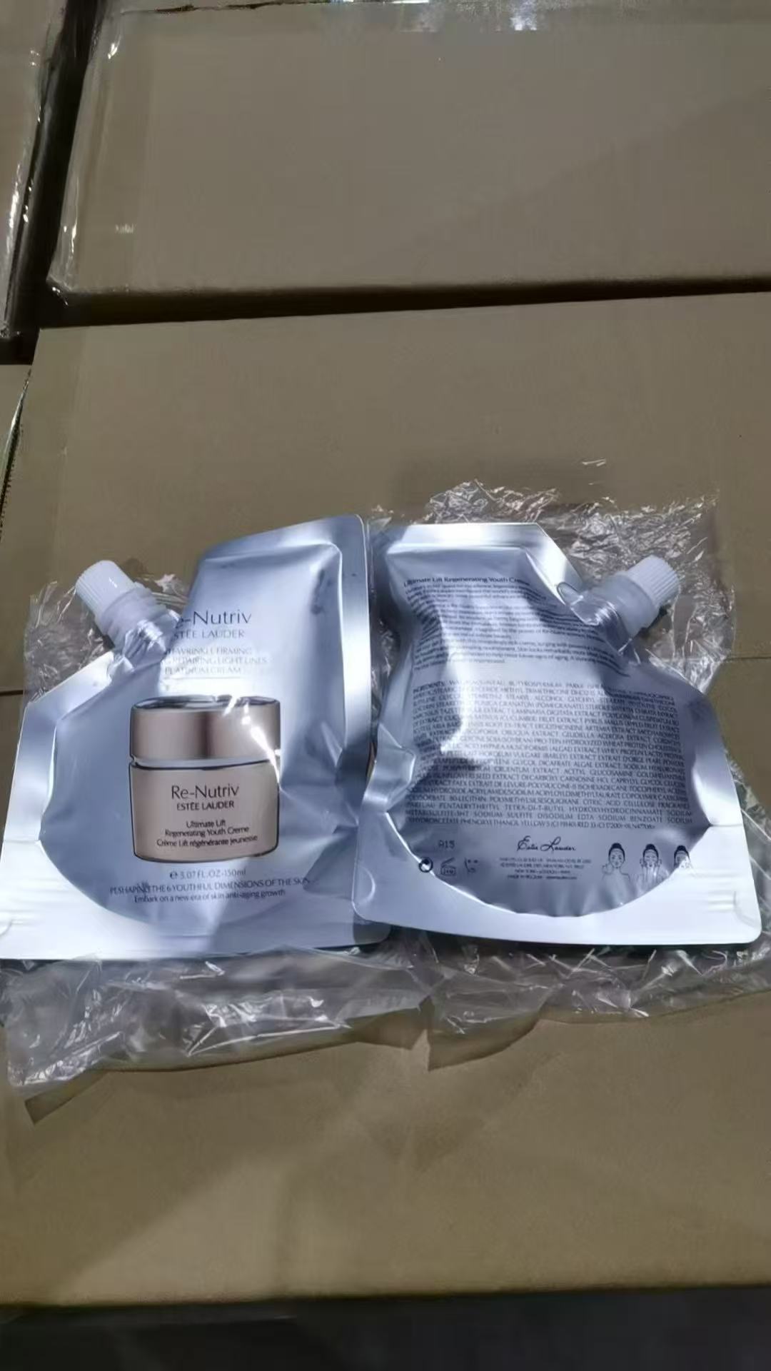 20! (Nota del pedido: recarga de crema Platinum) Recarga de crema Platinum de Estée Lauder 150ml