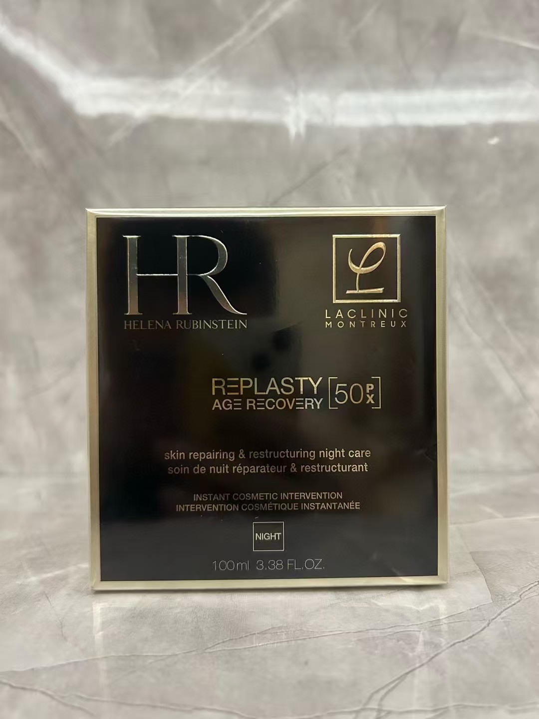 48! Nuevo producto, última versión HR Black Bandage 50PX crema facial 100ml