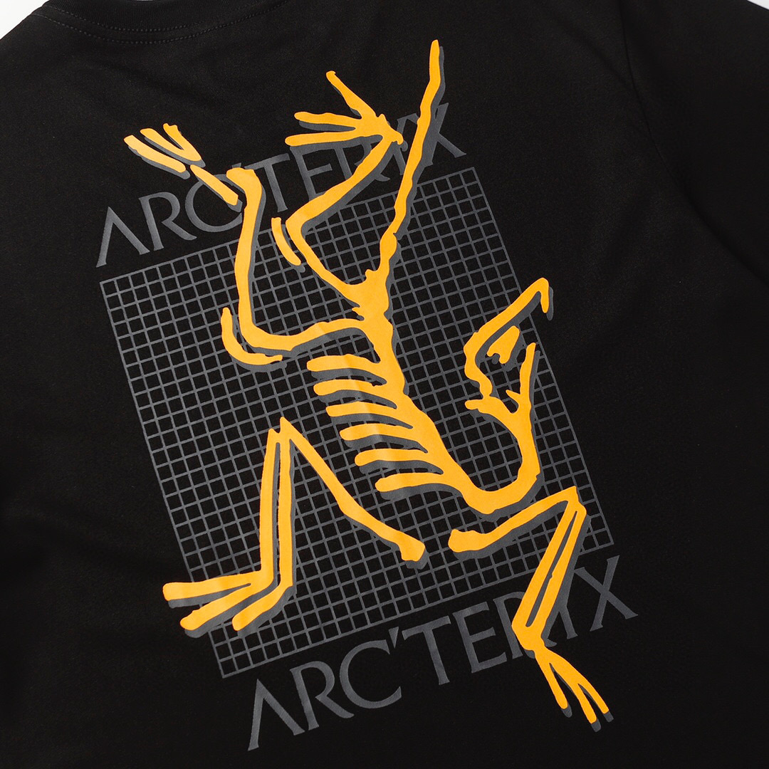 High-End Women’s Suit by Arcteryx: Original Custom Design, Double Gauze Material, White/Black, S-XL Sizes - 图片 6