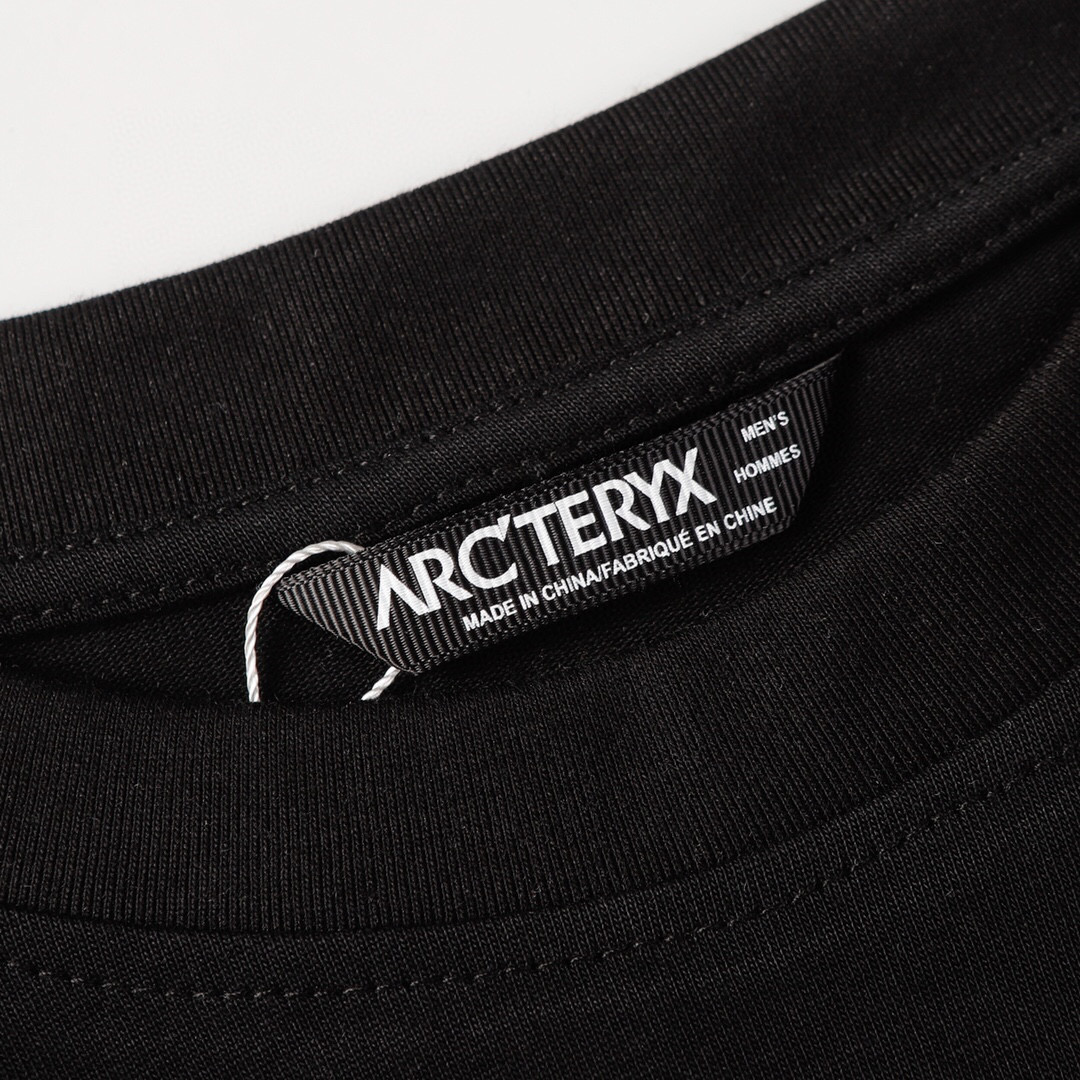 High-End Women’s Cloaks by RC’TERYX/System_A with Custom Apparel and Accessories - 图片 5