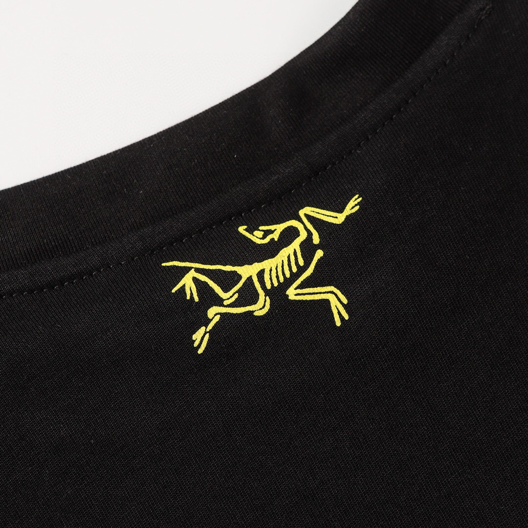 High-End Women’s Cloaks by RC’TERYX/System_A with Custom Apparel and Accessories - 图片 7