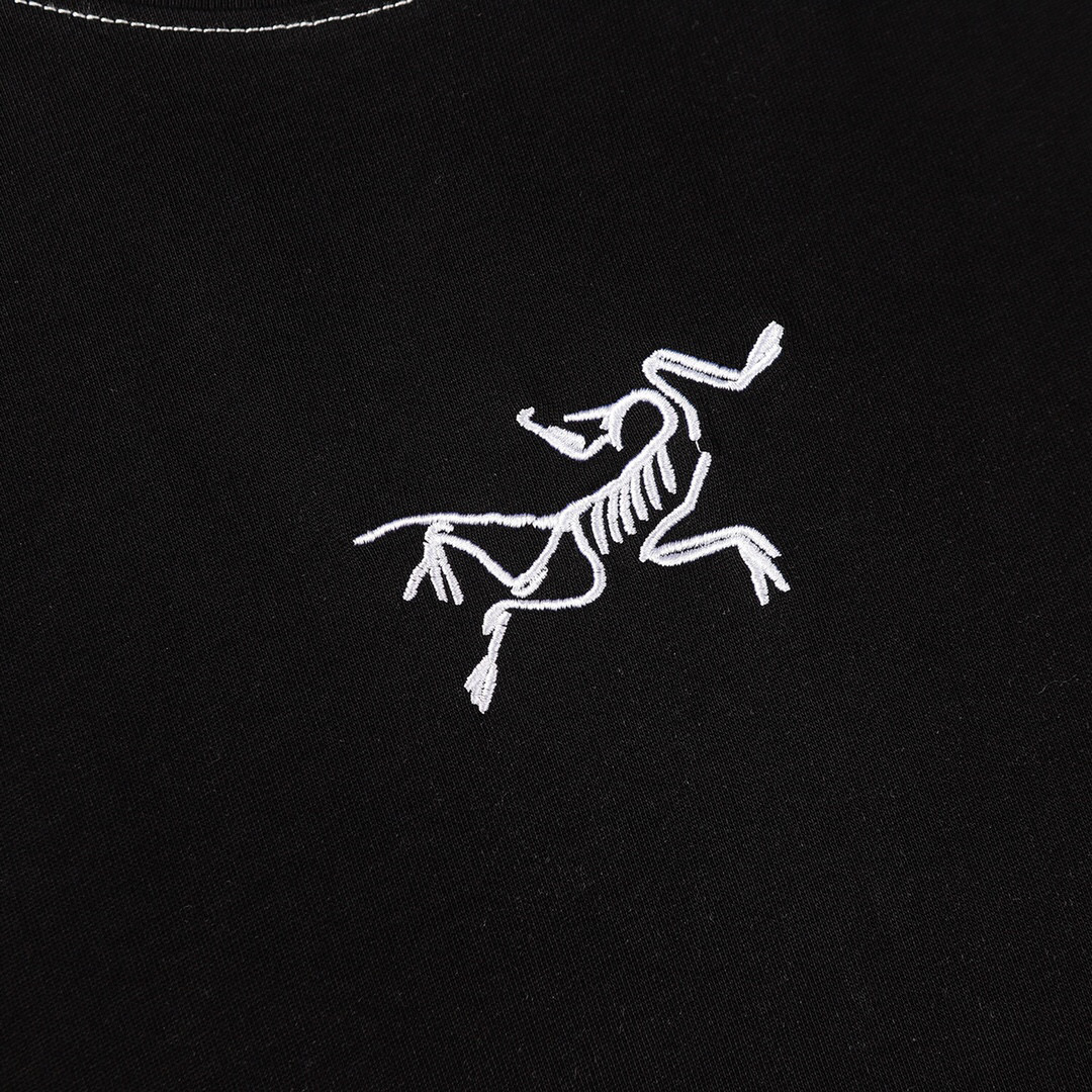 High-quality Women’s Suit by ARC’TERYX/Ostrel: Original Design, Double Gauze Fabric, White/Black, Sizes S-XL - 图片 4
