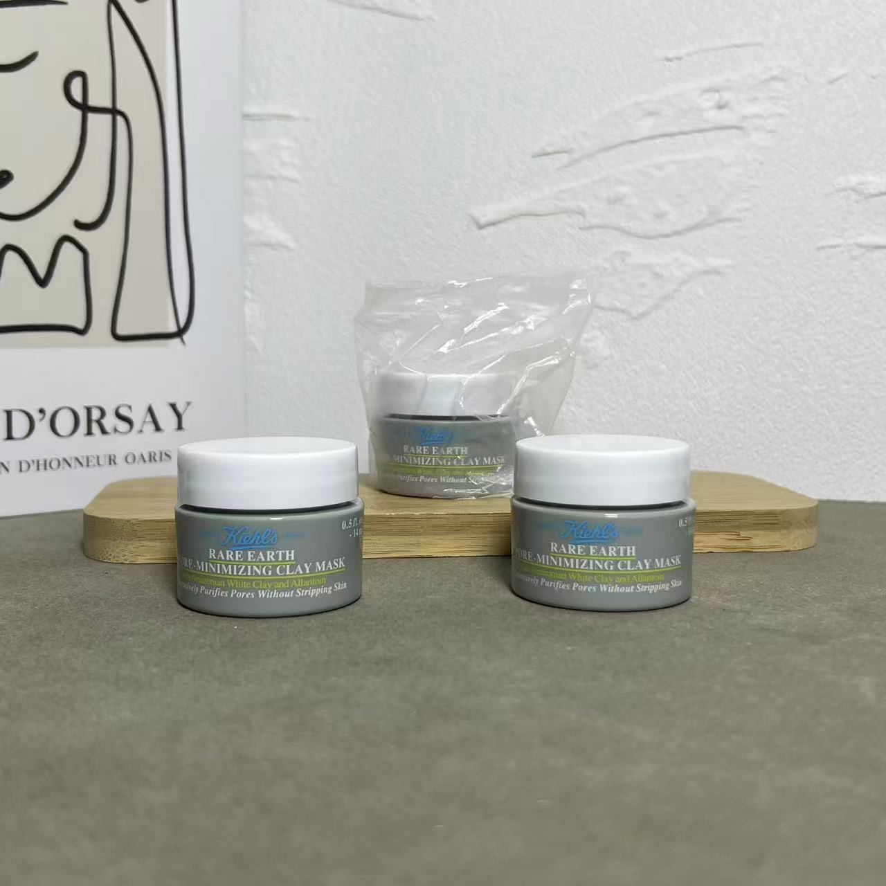 18！（下单备注：新版白泥小样14ml） 新版科颜氏白泥面膜小样14ml🔜实拍📸到货❗️科颜氏白泥面膜清洁面膜，一周1～2次很有必要！当你觉得擦什么化妆品都感觉不吸收的时候，那就该做清洁了！科颜氏亚马逊白泥面膜也很赞[强]彻底清洁皮肤…