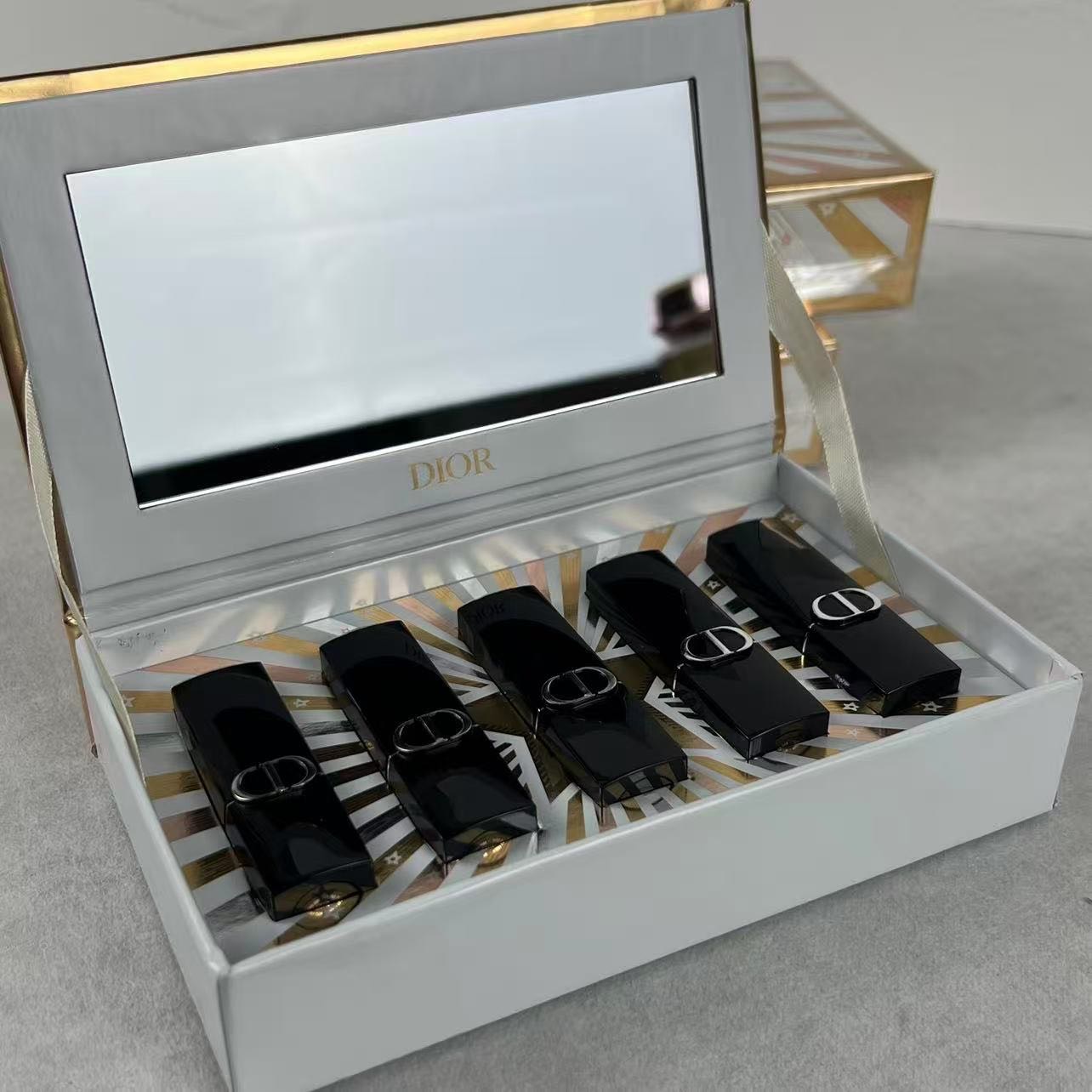 迪奥 Dior 高定典藏名品高定奢养美妆护肤品口红粉底 #69735946 2