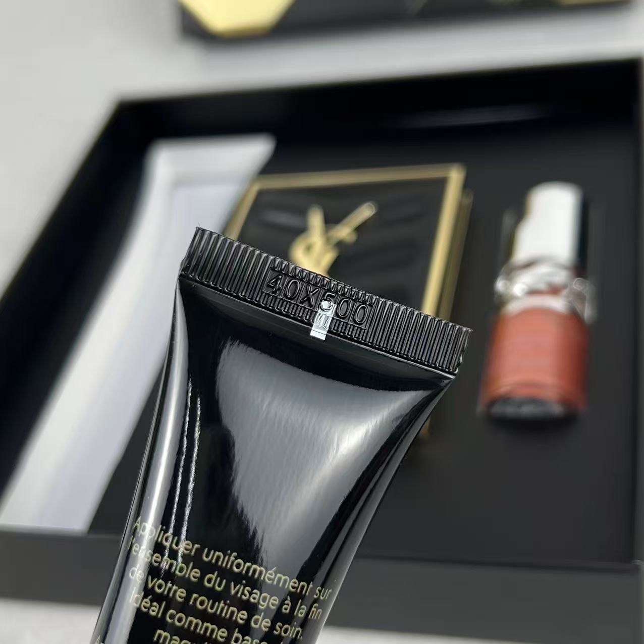 Saint Laurent Luxury Beauty Skincare Lipstick Cosmetics Ref.280F86AA 4