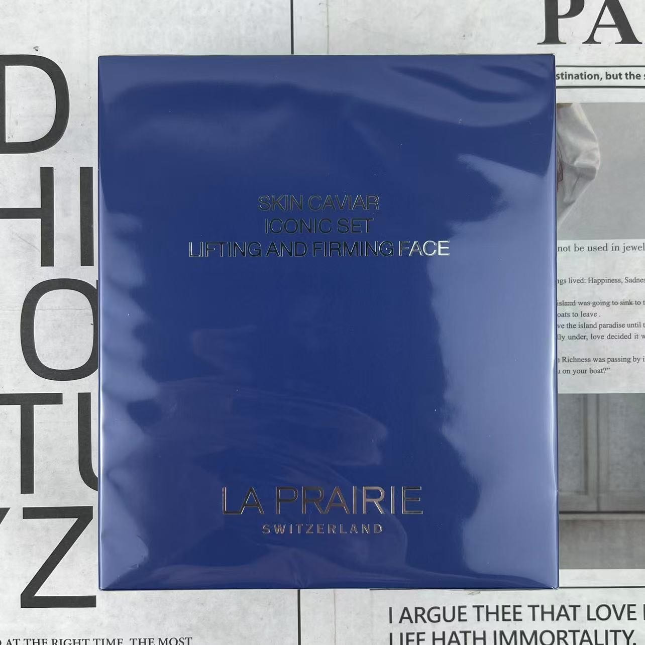 Loewe Haute Couture Haute Couture Ready-to-Wear Clothing Dress Jacket 2