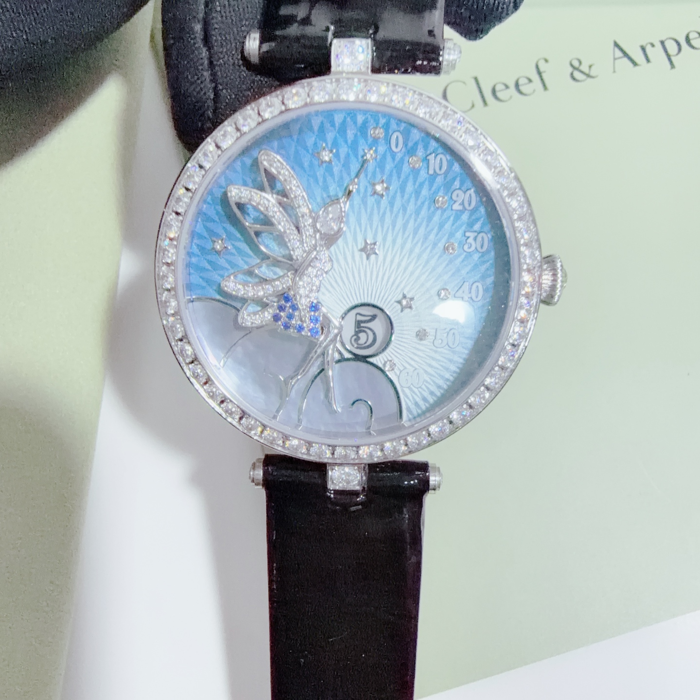 NO:726709,Produced by Sophie ~ Angel ~ Van Cleef ~ Side diamond, van cleef19860909苏菲出品～天使～梵克雅宝～侧面钻,,van cleef,Watch