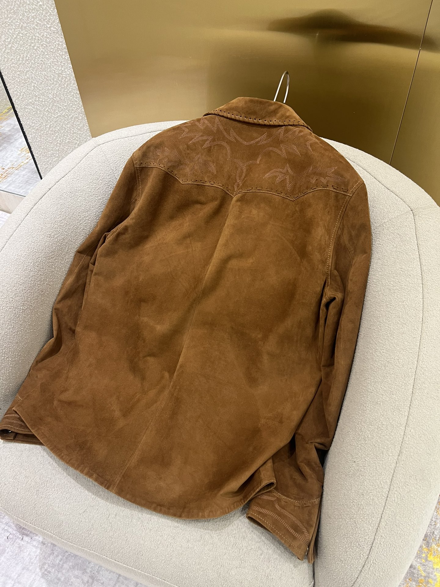 “American Retrovintage Female Suit with Western Cowboy Style and High-Quality Spanish Leather” - 图片 7