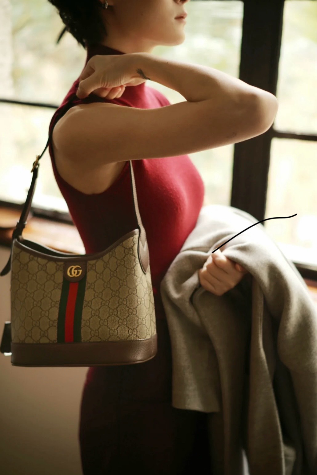 gucci 24 new product launch Gucci Ophidia series GG small shoulder bag official 781402 coffee color
