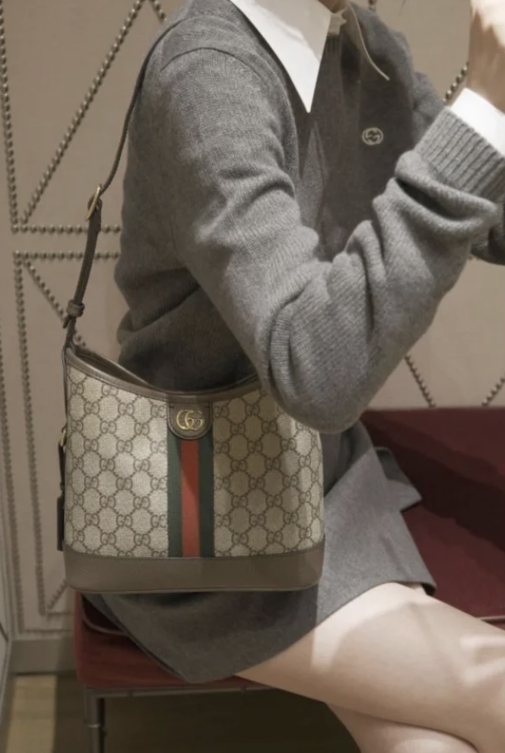 gucci 24 new product launch Gucci Ophidia series GG small shoulder bag official 781402 coffee color