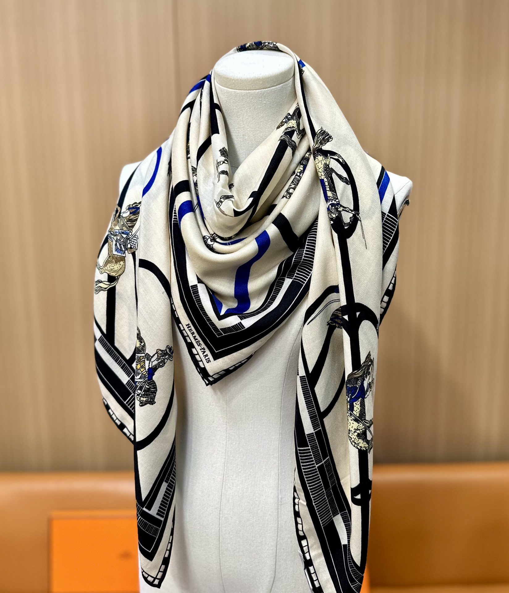 Hand-Rolled Edge Cashmere and Silk Blend Shawl - Soft, Lightweight, Warm 24 i1754555236 6713 6