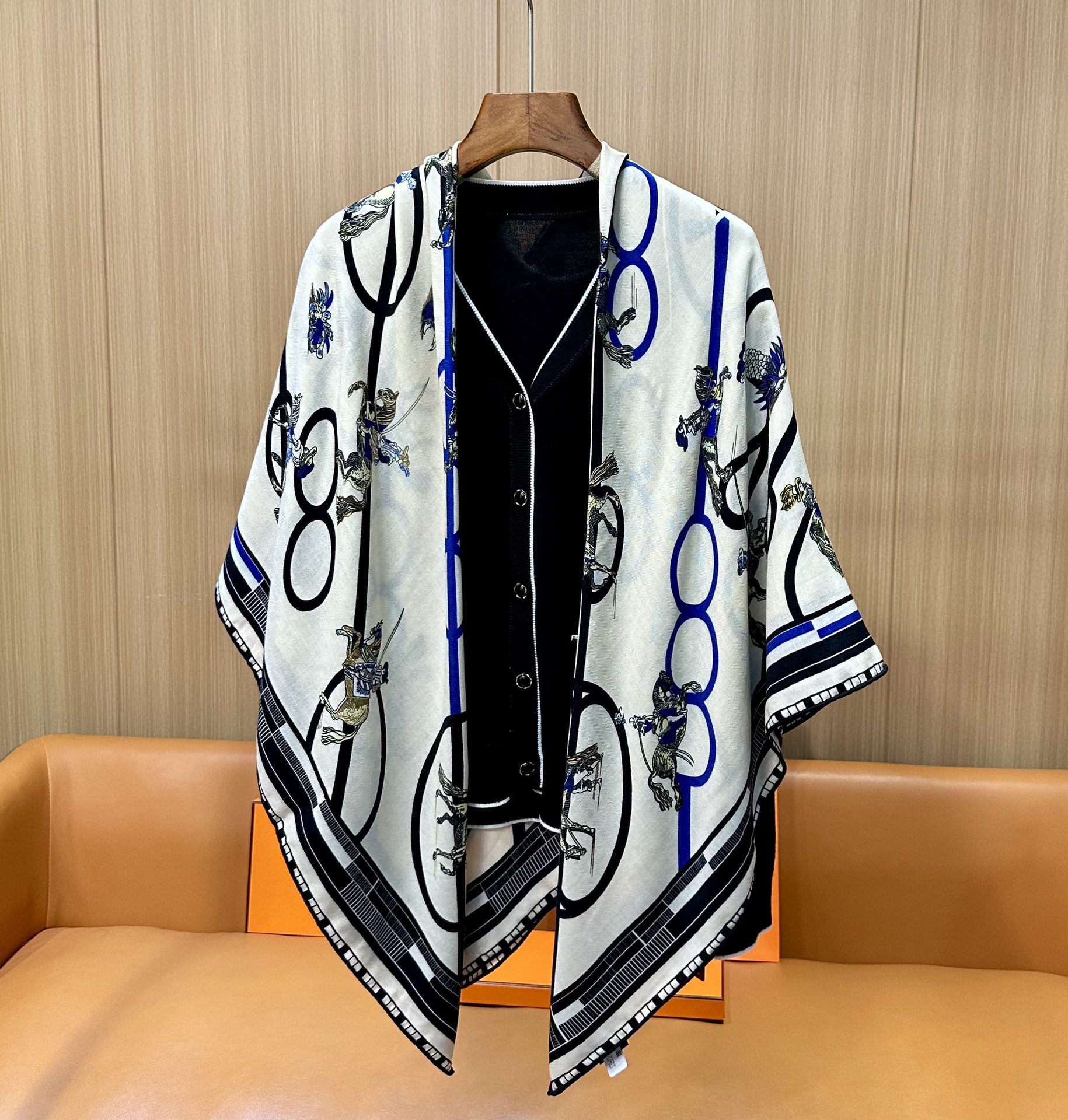 Hand-Rolled Edge Cashmere and Silk Blend Shawl - Soft, Lightweight, Warm 17 i1754555253 5075 0