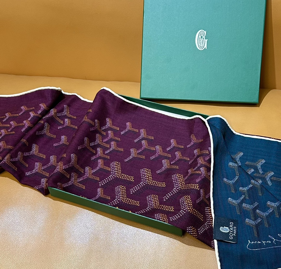 【戈雅】新品 【双层双面两色丝绒长巾 】春季 随意切换造型 小巧又不失优雅的款式 高级时尚又不会过于张扬