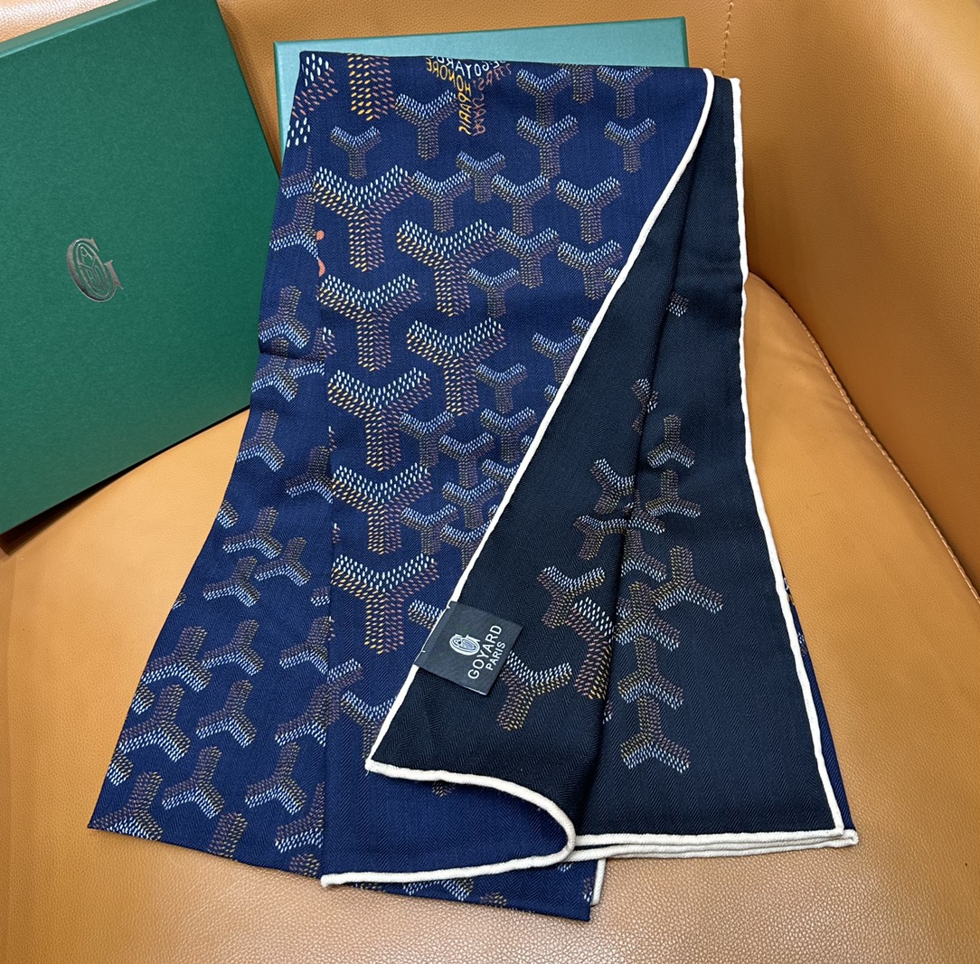 【戈雅】新品 【双层双面两色丝绒长巾 】春季 随意切换造型 小巧又不失优雅的款式 高级时尚又不会过于张扬