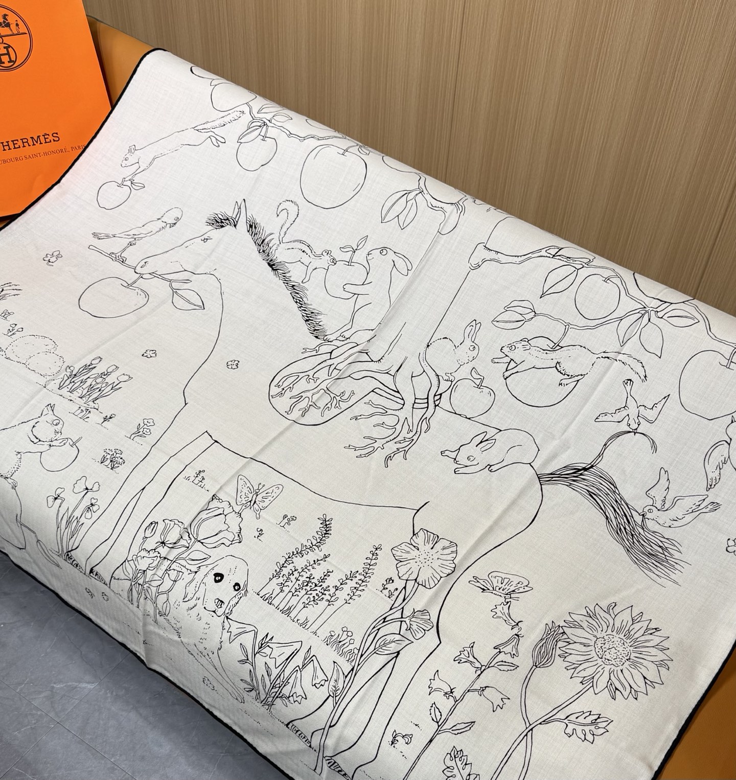 “马鞍上的苹果树”140双面方巾【双面异色 丝毛款】H家羊绒新款 买了都说好看‼️推荐💕H家ZG爆款🎁💟