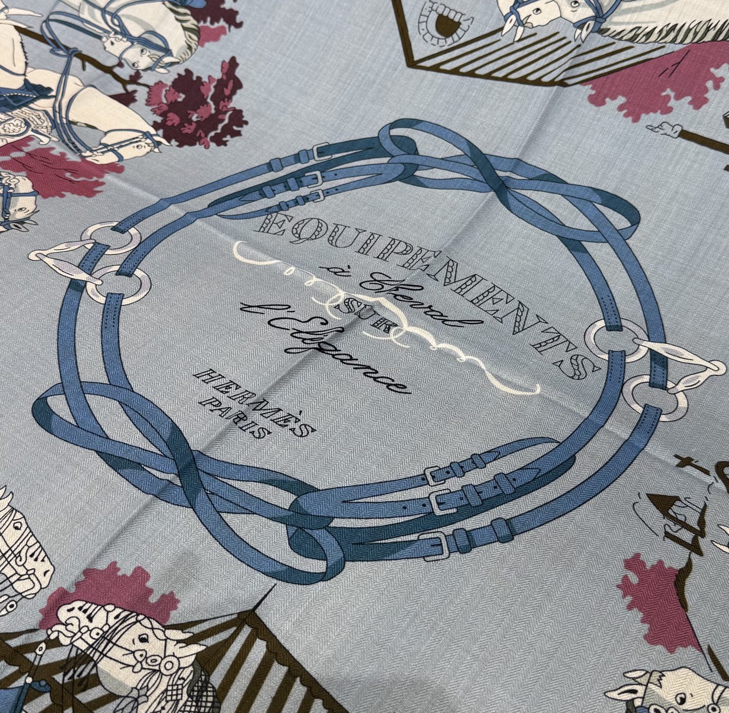 𝐇𝐞𝐫𝐦𝐞𝐬 • 𝟐𝟔ꫛꫀꪝ《马具优雅美学》140双面方巾【双面异色 丝毛款】H家羊绒新款 买了都说好看