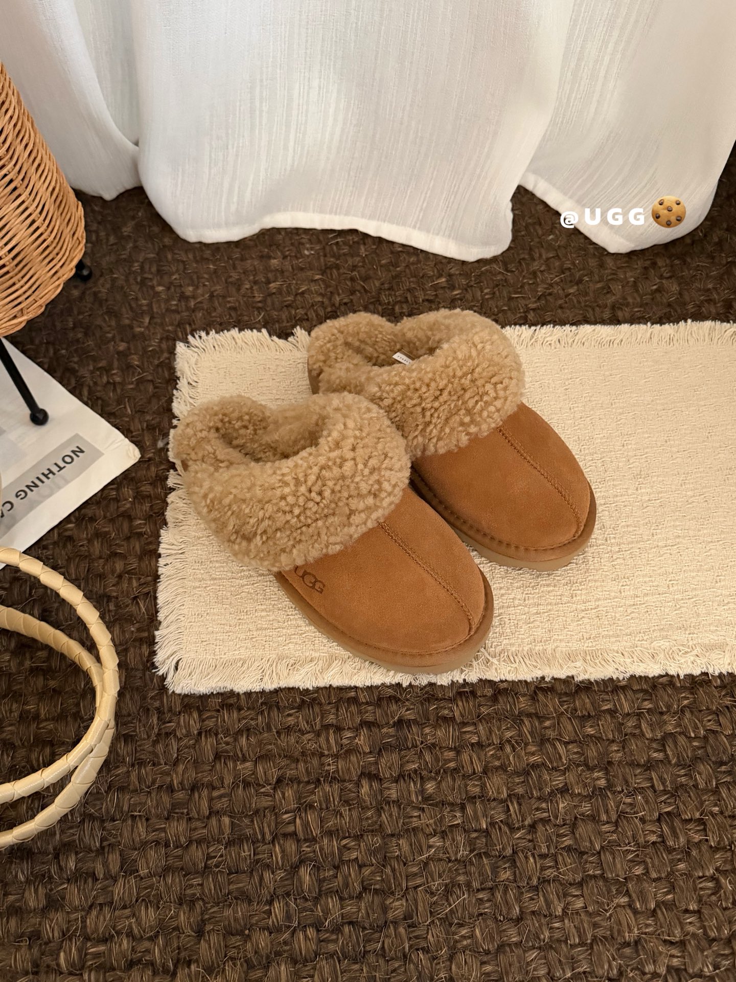 🔥UGG泰迪🐻毛毛星拖，三色，35-40码！