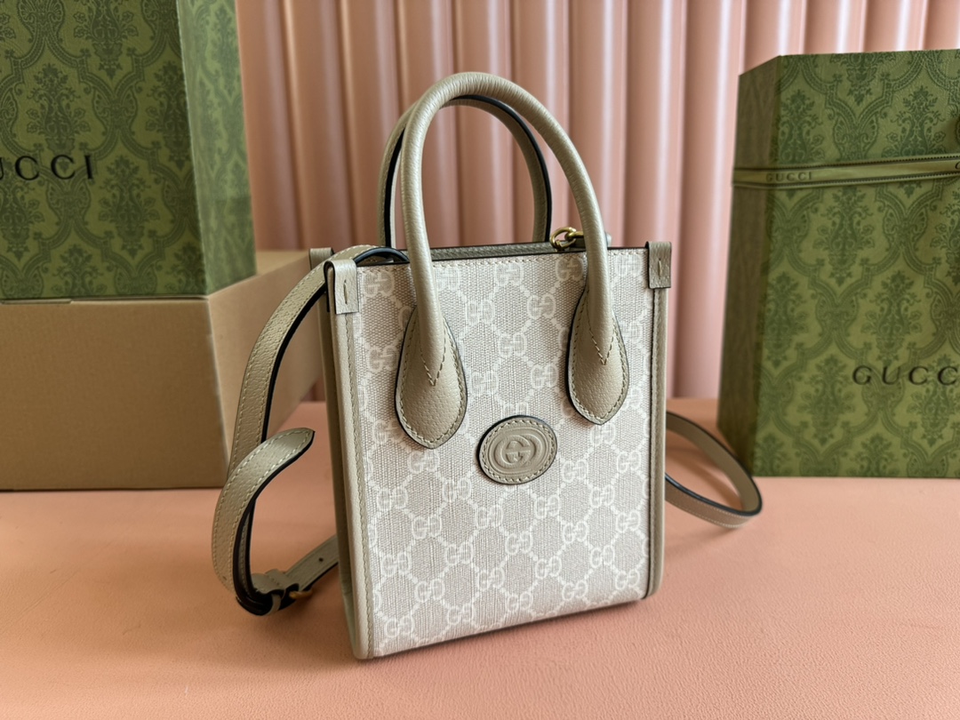 Gucci Exclusively shipped from the counter [Original leather accessories Full set of packaging at the counter] Actual photoshoot GG Retro mini to