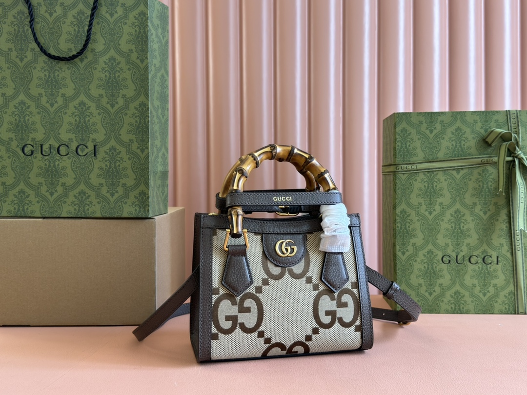 Gucci Exclusively shipped from counters