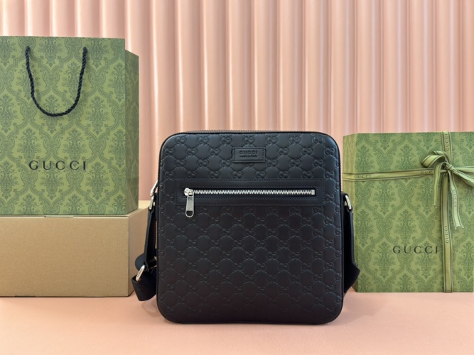 Gucci Men's Black Signature Leather Messenger Bag 473878 - New Arrival 1 Gucci Men's Black Signature Leather Messenger Bag 473878 - New Arrival