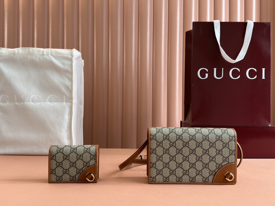 Gucci Premium Details GG Emblem Series 820688 820682