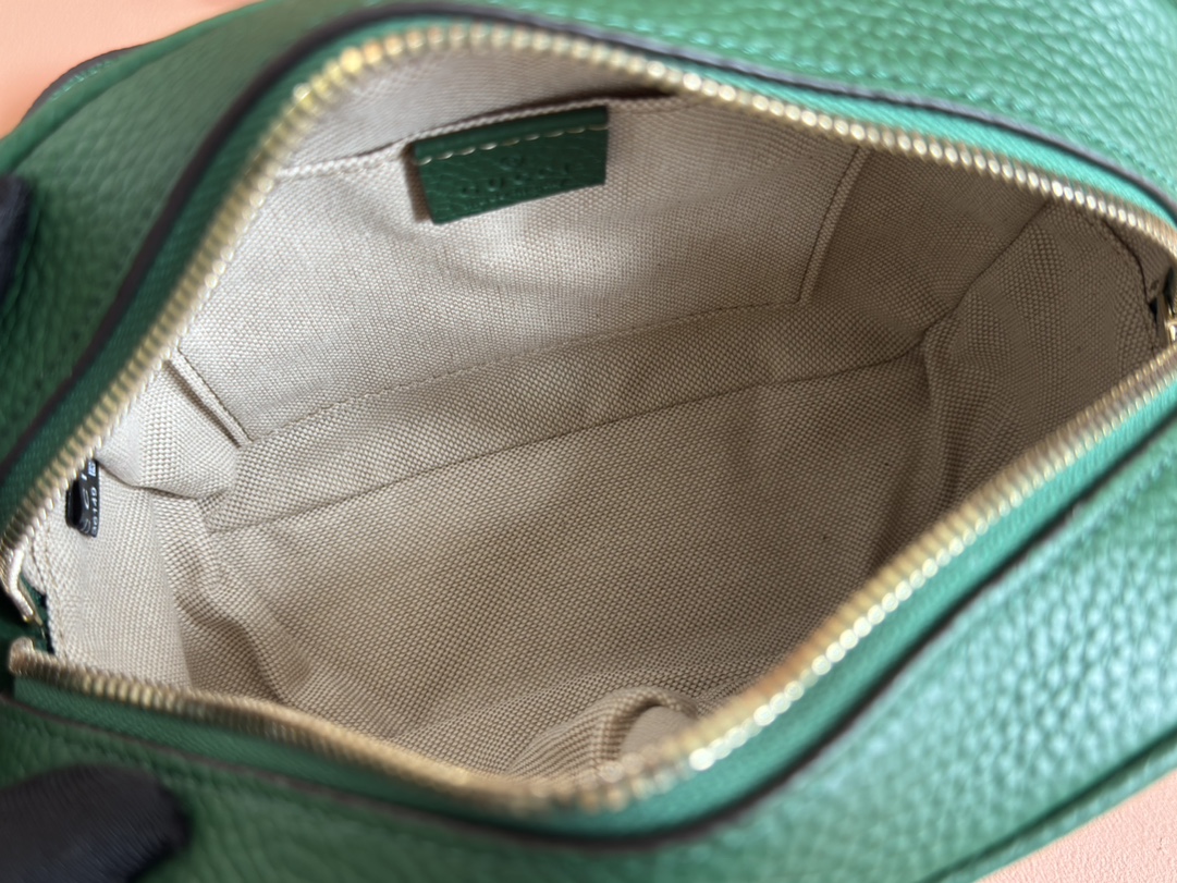 Gucci Soho Camera Bag - Classic Double G Logo, Green Leather Crossbody 10 i1730024633 470 3